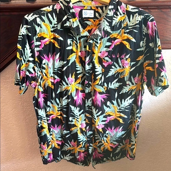 Hurley Other - Hurley Tropical Black Floral Men's Size Large Island Vacation Resort Shirt Top